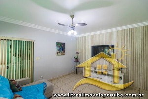 Casa para  no bairro Bougainvillée I, em Peruíbe / São Paulo.