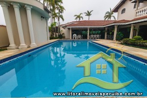 Casa para  no bairro Bougainvillée I, em Peruíbe / São Paulo.