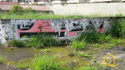 Terreno - Esquina com 0 quartos (sendo 0 suite(s)) a 400,00 metros praia.