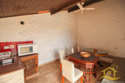 Casa para  no bairro Jardim Imperador, em Peruíbe / São Paulo.
