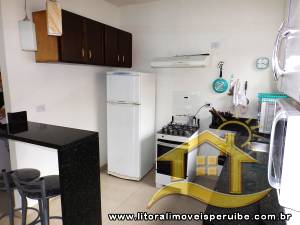 Casa - Térrea com 3 dormitórios (sendo 1 suite(s)) a 250,00 metros praia.