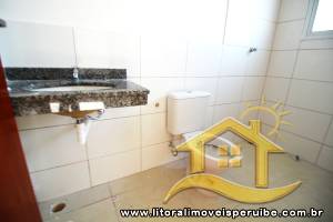 Casa - Térrea com 2 quartos (sendo 1 suite(s)) a 1500,00 metros praia.