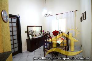 Casa - Térrea com 3 dormitórios (sendo 1 suite(s)) a 0,00 metros praia.