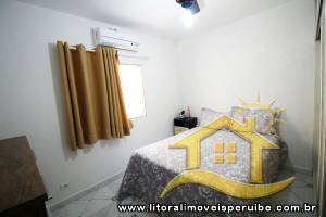 Casa - Térrea com 3 dormitórios (sendo 1 suite(s)) a 0,00 metros praia.
