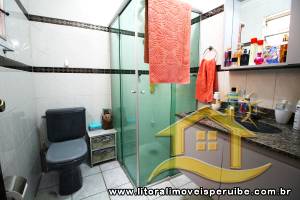 Casa - Térrea com 3 dormitórios (sendo 1 suite(s)) a 0,00 metros praia.