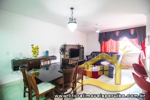 Casa - Térrea com 3 dormitórios (sendo 1 suite(s)) a 0,00 metros praia.