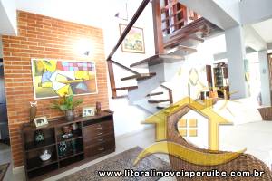 Casa - Sobrado com 4 quartos (sendo 4 suite(s)) a 500,00 metros praia.