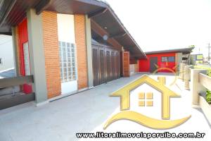 Casa - Sobrado com 4 quartos (sendo 4 suite(s)) a 500,00 metros praia.