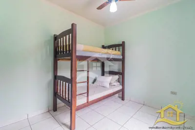 Casa para venda no bairro 43, em Peruíbe / SP.