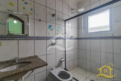 Casa para venda no bairro 43, em Peruíbe / SP.