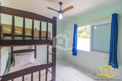 Casa para venda no bairro 43, em Peruíbe / SP.