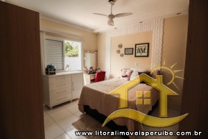 Casa para  no bairro 51, em Peruíbe / SP.