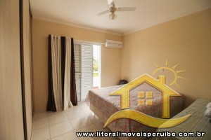 Casa para  no bairro 51, em Peruíbe / SP.