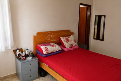 Casa - Térrea com 3 quartos (sendo 1 suite(s)) a 850 metros praia.