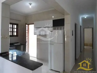 Casa - Térrea com 3 dormitórios (sendo 1 suite(s)) a 0,00 metros praia.