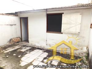 Casa para  no bairro Centro, em Peruíbe / São Paulo.