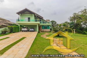 Casa - Sobrado com 4 dormitórios (sendo 4 suite(s)) a 3,00 metros praia.