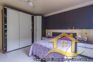 Casa - Sobrado com 4 dormitórios (sendo 4 suite(s)) a 3,00 metros praia.