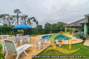 Casa - Sobrado com 4 dormitórios (sendo 4 suite(s)) a 3,00 metros praia.