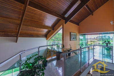Casa - Sobrado com 4 dormitórios (sendo 4 suite(s)) a 3,00 metros praia.