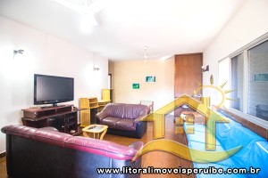 Casa - Térrea com 3 dormitórios (sendo 1 suite(s)) a 200,00 metros praia.