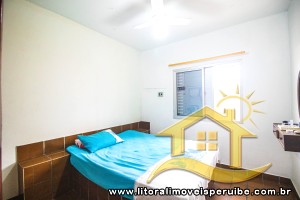 Casa - Térrea com 3 dormitórios (sendo 1 suite(s)) a 200,00 metros praia.