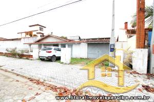Casa para  no bairro Ribamar, em Peruíbe / SP.