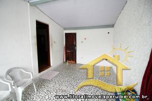 Casa para  no bairro Ribamar, em Peruíbe / SP.