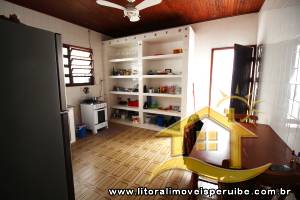 Casa para  no bairro Ribamar, em Peruíbe / SP.
