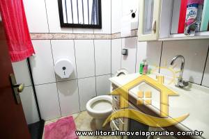 Casa - Térrea com 3 quartos (sendo 2 suite(s)) a 1000,00 metros praia.