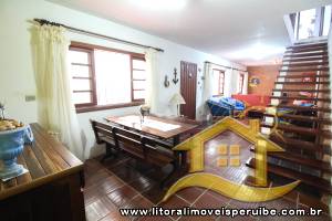 Casa para  no bairro 21, em Peruíbe / SP.