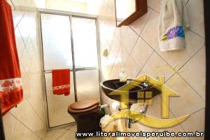 Casa para  no bairro 21, em Peruíbe / SP.
