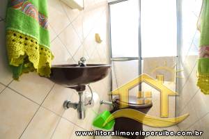 Casa para  no bairro 21, em Peruíbe / SP.