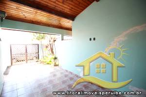 Casa - Térrea com 2 dormitórios (sendo 0 suite(s)) a 900,00 metros praia.