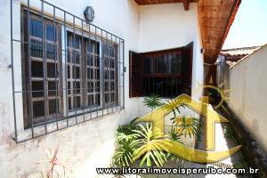 Casa - Térrea com 2 dormitórios (sendo 0 suite(s)) a 900,00 metros praia.