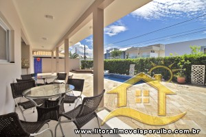 Casa para venda no bairro 35, em Peruíbe / SP.