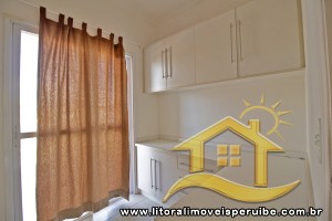 Casa para venda no bairro 35, em Peruíbe / SP.