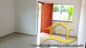 Casa - Térrea com 2 quartos (sendo 1 suite(s)) a 2000,00 metros praia.