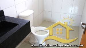 Casa - Térrea com 2 quartos (sendo 1 suite(s)) a 2000,00 metros praia.