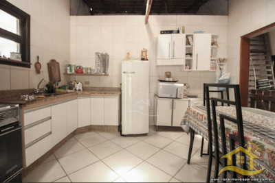 Hotel para  no bairro 21, em Peruíbe / SP.