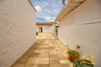 Casa para venda no bairro 29, em Peruíbe / SP.