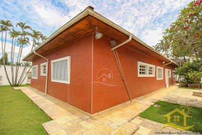 Casa para venda no bairro 29, em Peruíbe / SP.