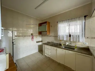 Casa - Sobrado com 4 dormitórios (sendo 4 suite(s)) a 0,00 metros praia.