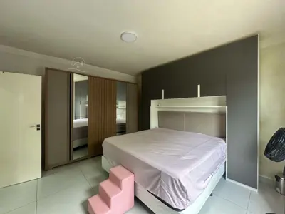 Casa - Térrea com 3 quartos (sendo 3 suite(s)) a 0,00 metros praia.