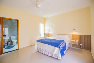 Casa - Térrea com 3 dormitórios (sendo 1 suite(s)) a 1500,00 metros praia.