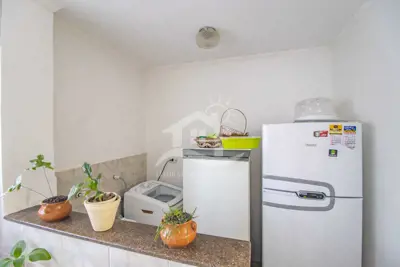 Apartamento - Amplo com 3 dormitórios (sendo 1 suite(s)) a 350,00 metros praia.