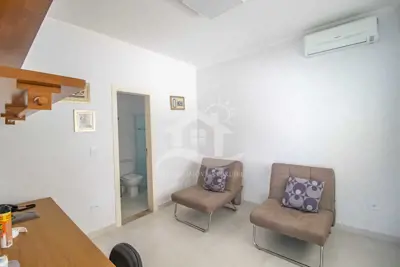 Casa - Sobrado com 5 dormitórios (sendo 5 suite(s)) a 500,00 metros praia.