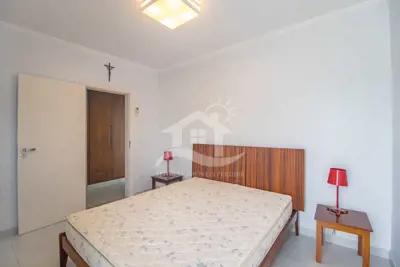 Casa - Sobrado com 5 dormitórios (sendo 5 suite(s)) a 500,00 metros praia.
