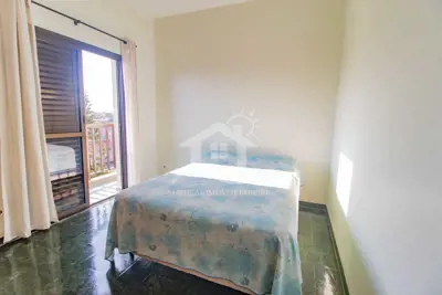 Apartamento - Amplo com 3 dormitórios (sendo 1 suite(s)) a 100,00 metros praia.