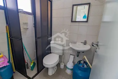 Apartamento - Amplo com 3 dormitórios (sendo 1 suite(s)) a 100,00 metros praia.